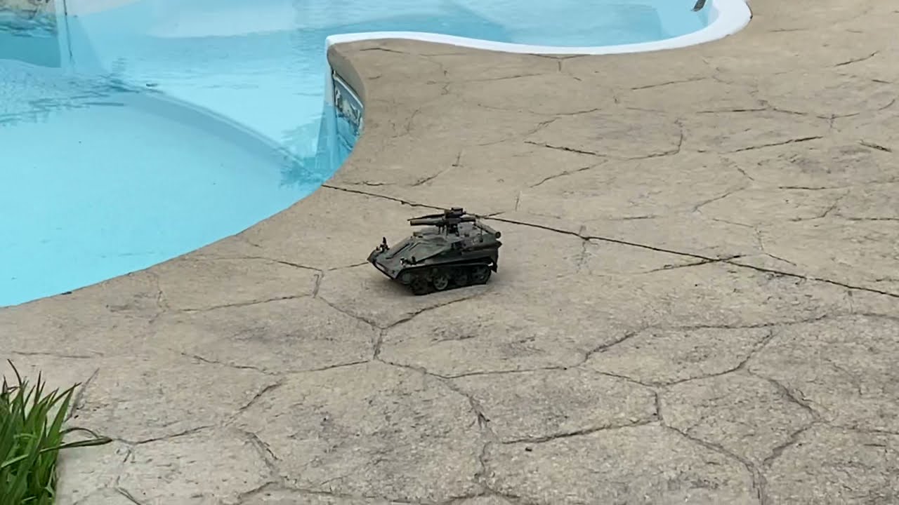 1/16 RC German Bundeswehr Wiesel 1A1 weapon carrier - Takom kit conversion -  running tests