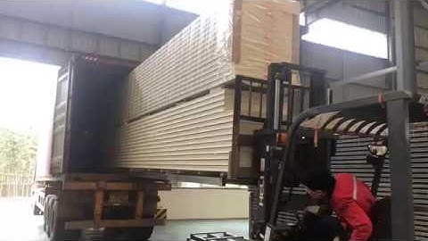 Loading Panels into Container by Steel Pallets