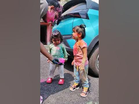holi khelte huye photo dikhao diye