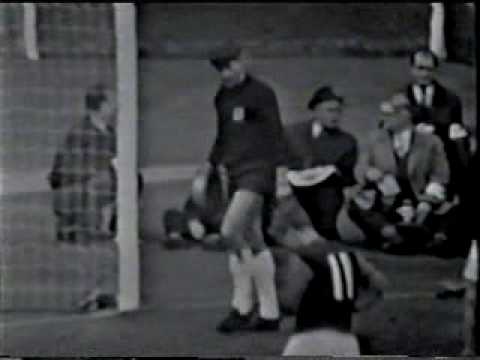 West Ham v 1860 Munich (1965) (2/4)