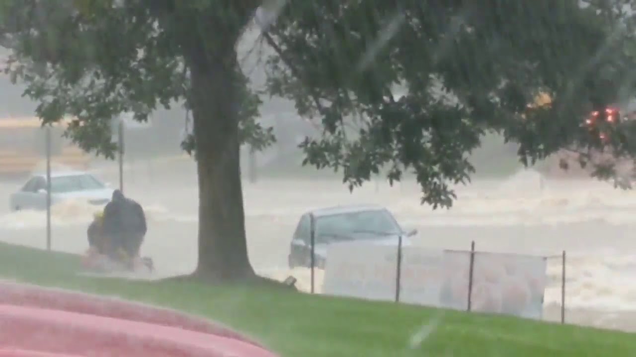 Water rescue during flooding in Mt. Joy YouTube