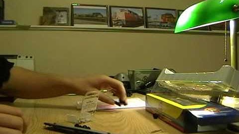 08-17-2009 How to install custom Digitrax DCC sound into an Athearn boxcar Part 1