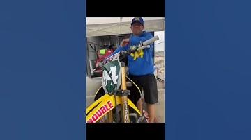 Ken Roczens full pro circuit Yamaha Yz250 2 stroke is something else