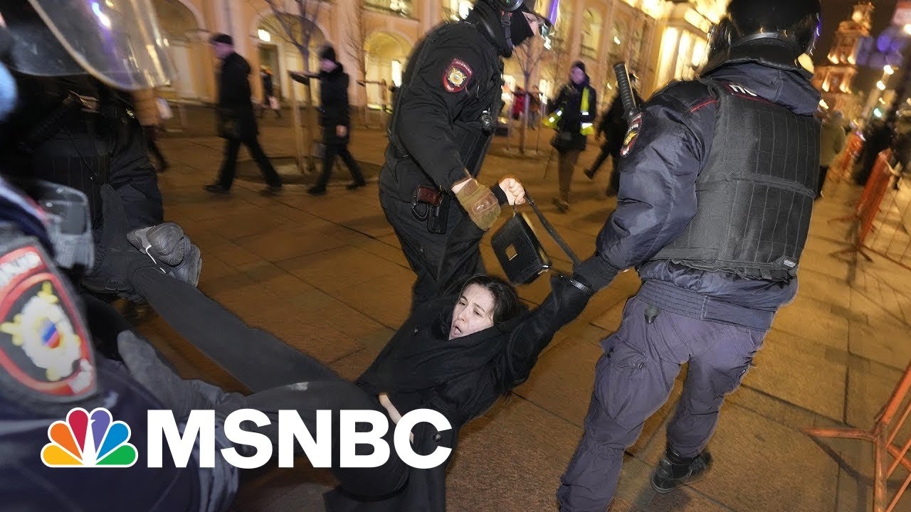 msbc 2022 New Putin Cracks Down On News That Threatens His War Narrative; Outlaws Contradiction