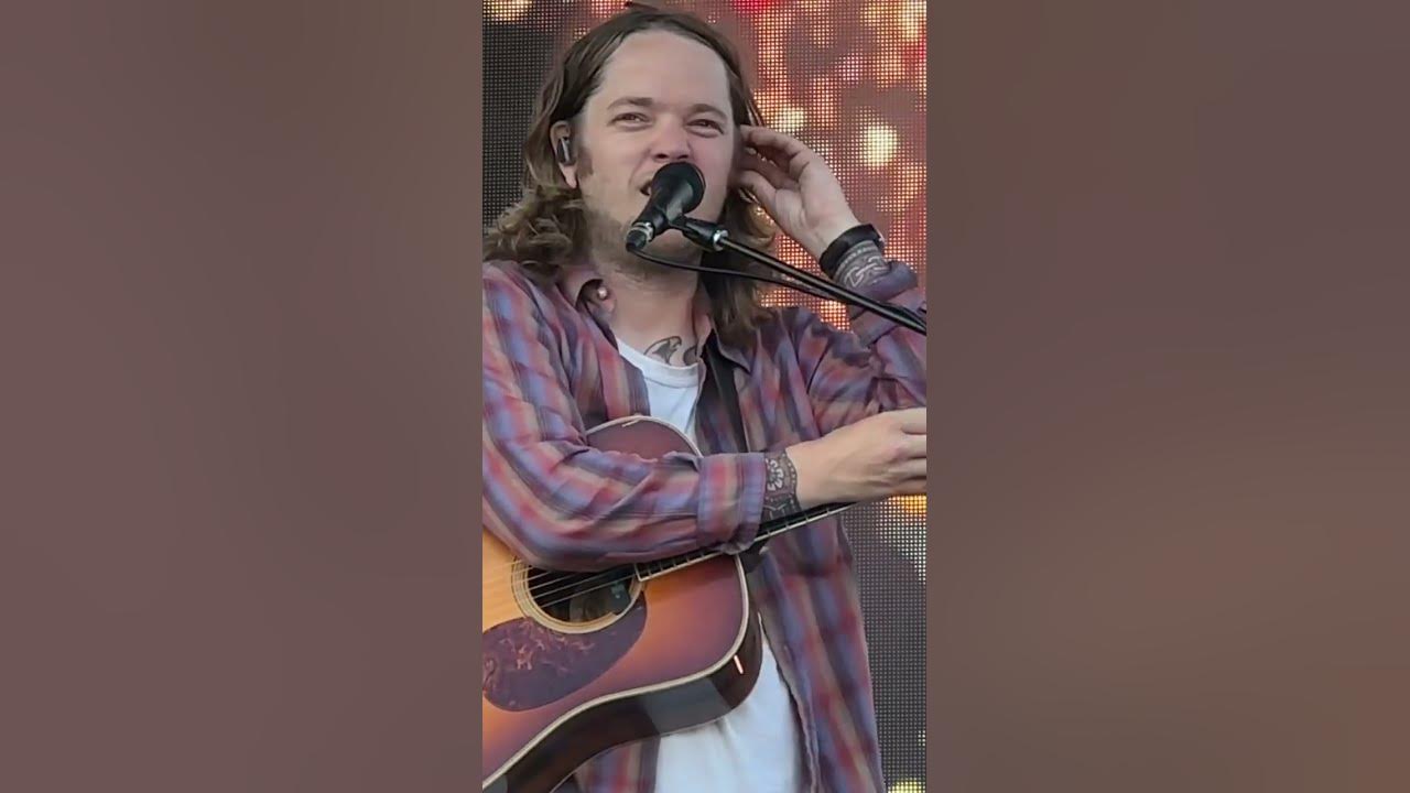 @billystrings “We can’t play Eddie’s songs…what if he wants to play them!” 10/01/22 Dana Point, CA @billystrings “We can’t play Eddie’s songs…what if he wants to play them!” 10/01/22 Dana Point, CA