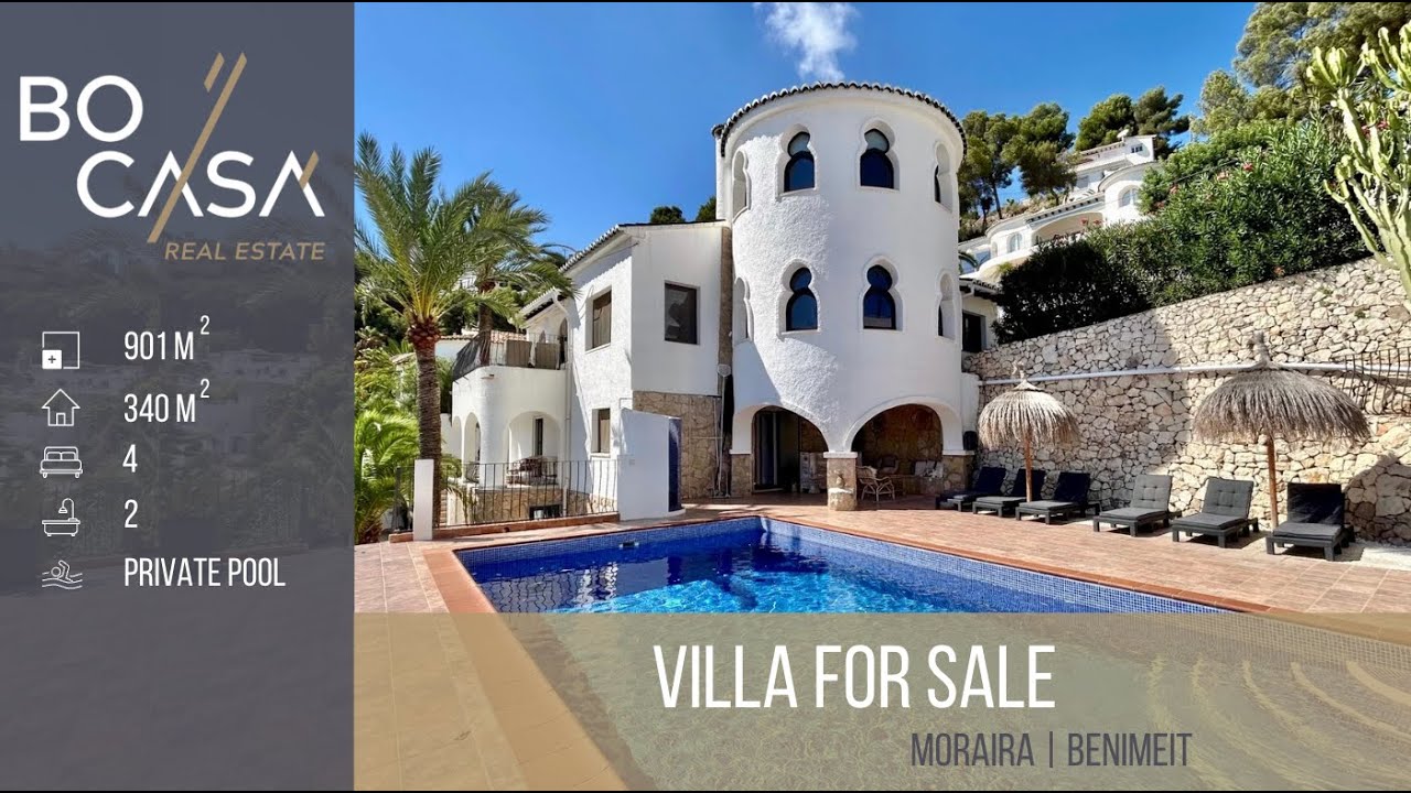 Cosy villa with stunning sea views for sale in MORAIRA