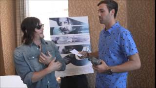 jeff dye at comic con 2015 with norman reedus