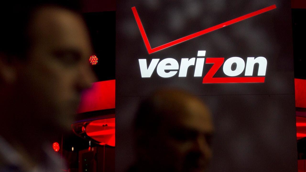 Verizon Seeking  Billion Off Yahoo Bid