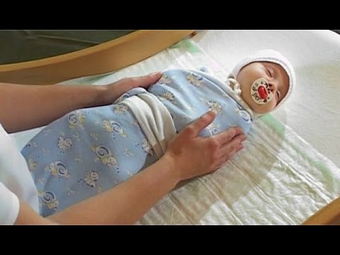 Как пеленать ребенка новорожденного видео