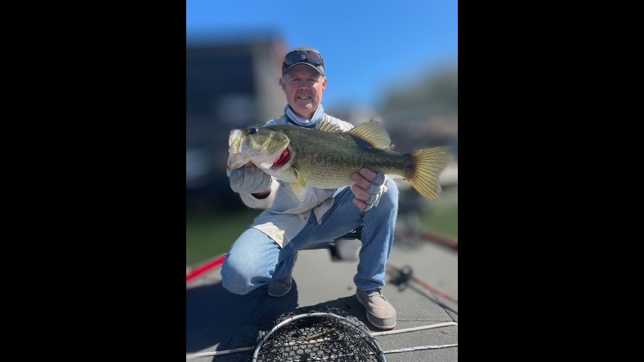 Lake LBJ Spawn Bass Fishing in February