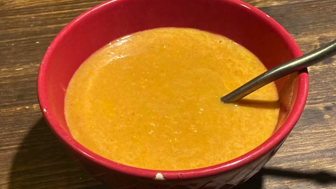 Безвкусный, но съедобный поддельный «крабовый суп» времён войны: рецепт из 1940-х годов 🥕