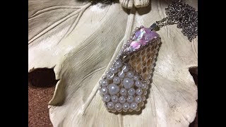 【ＵＶレジン】　へびとパールとシェルのペンダント作ってみました。