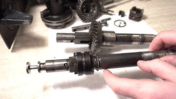 Evinrude gearbox damaged reverse gear and prop shaft example - lower unit damage