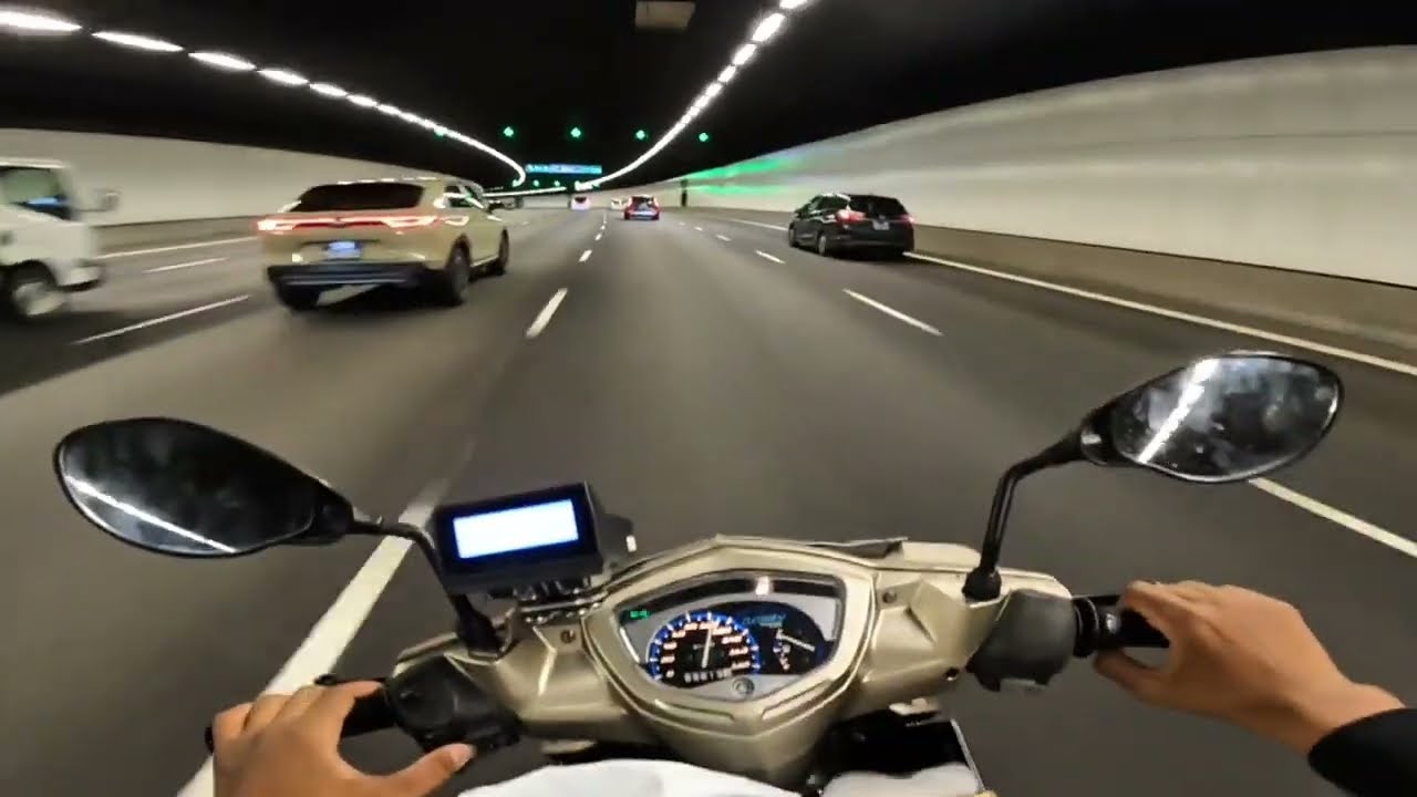 eargasm on he Yoshimura Trioval exhaust | Spark 135 | Singapore