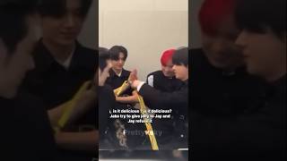 Enhypen Adoring Jake As He Eat Jelly During Live