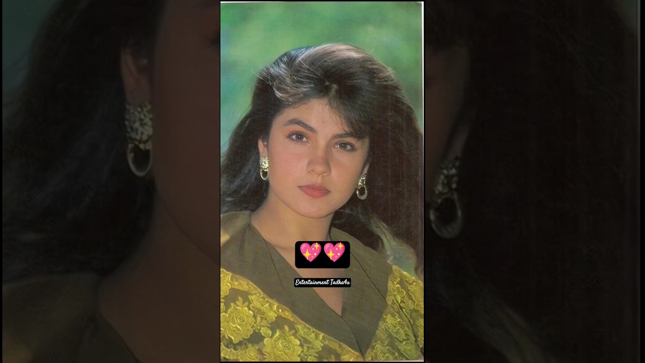Some gorgeous pictures of actress Pooja Bhatt 🥰🥰 