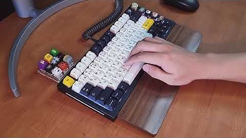 GMMK Pro - Poly Plate - C3 Macho Banana Split/Holy Panda - Durock V2 Stabilizers - Sound Test