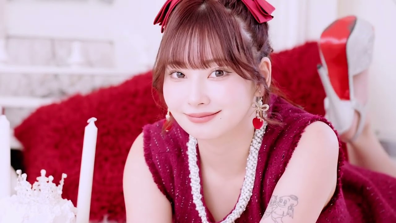 JEWELS 】ぴょなが着るクリスマスレッドドレス♡【キャバドレス 