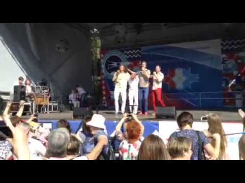 Группа САДко - Я встретил розу . Поют все )