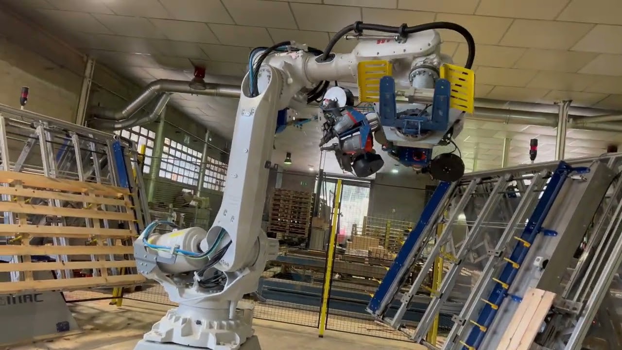 INAC PALLET NAILING ROBOT