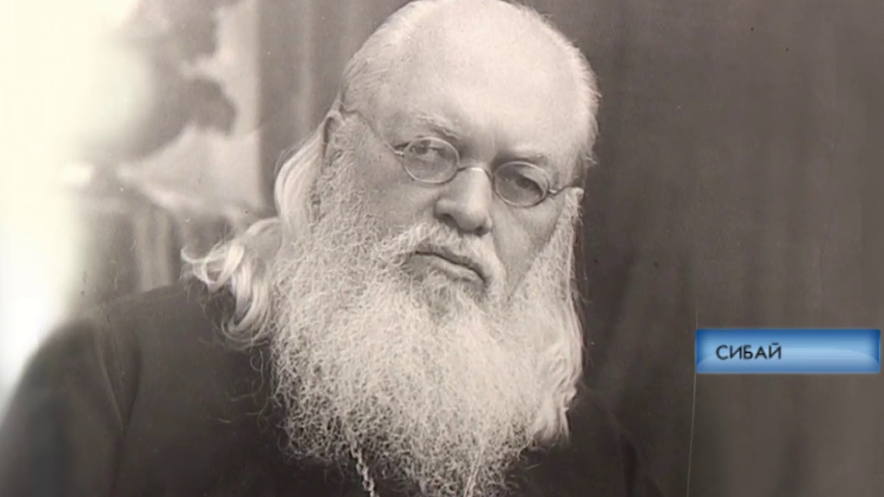 В церковь прибыл ковчег с мощами святителя Луки Крымского