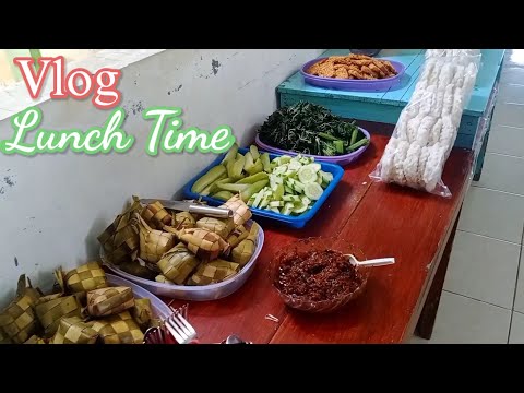 Vlog lunch time //Selesai Aktivitas Kerja.