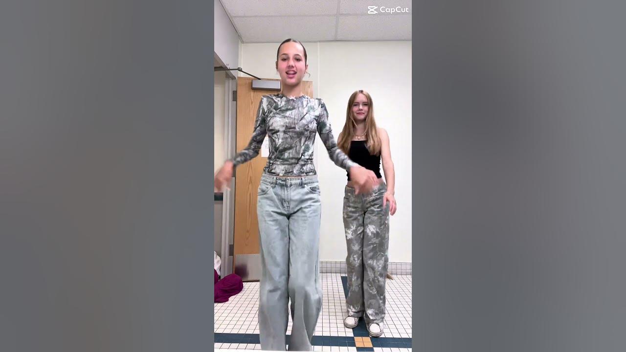 Love you bestie!, lol we’re mismatched!! #dance #trending#makemefamous #ootd #blowup #fypシ゚viral#fy