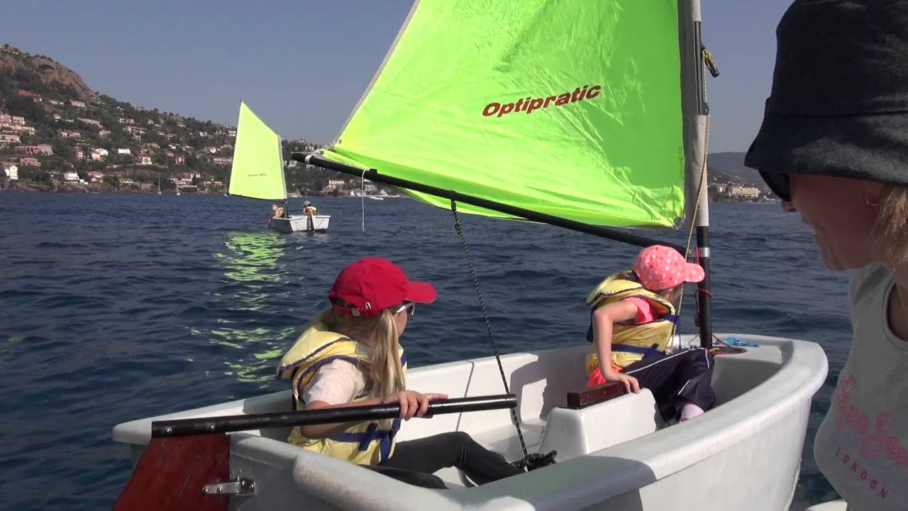 FRANCE 🇫🇷 Les enfants du CP font de la voile à Théoule / Mer