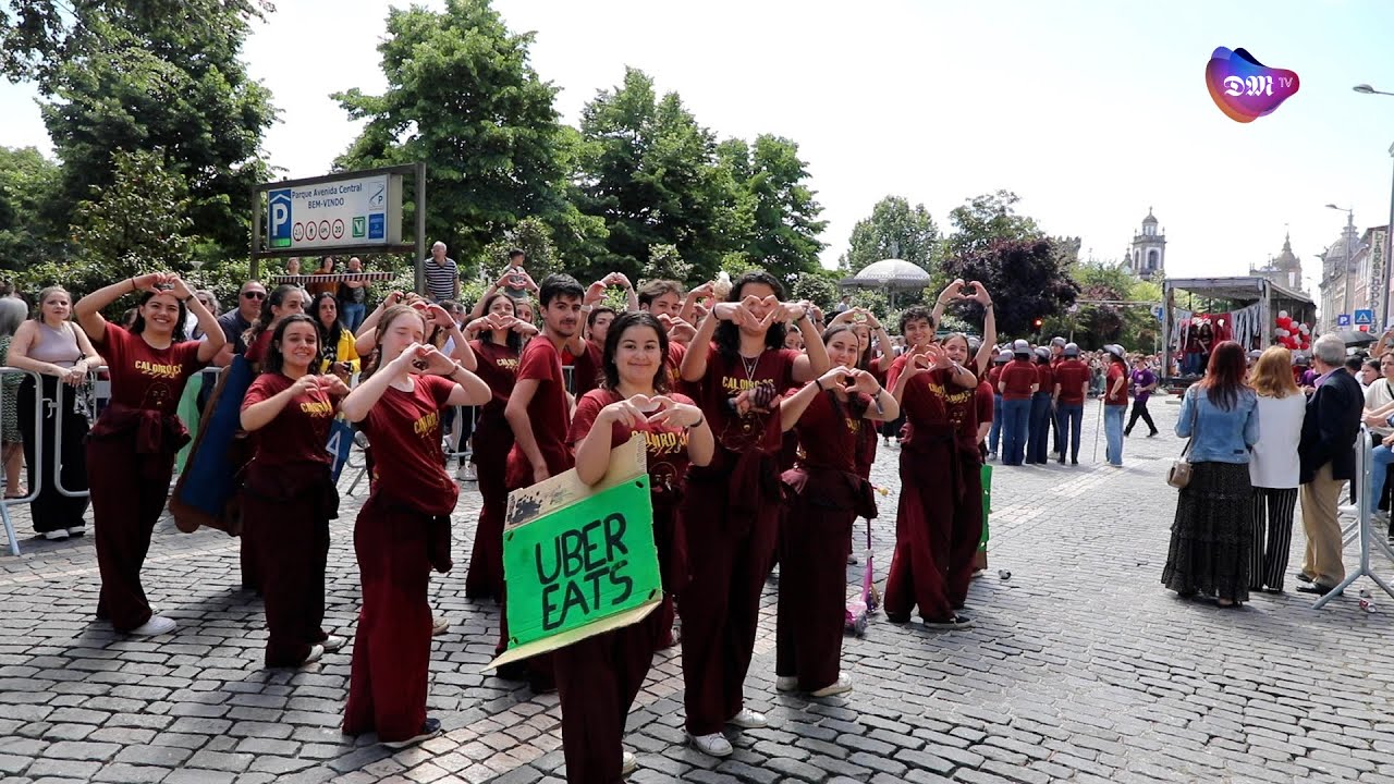 Cortejo Académico desfilou pelas ruas do centro de Braga