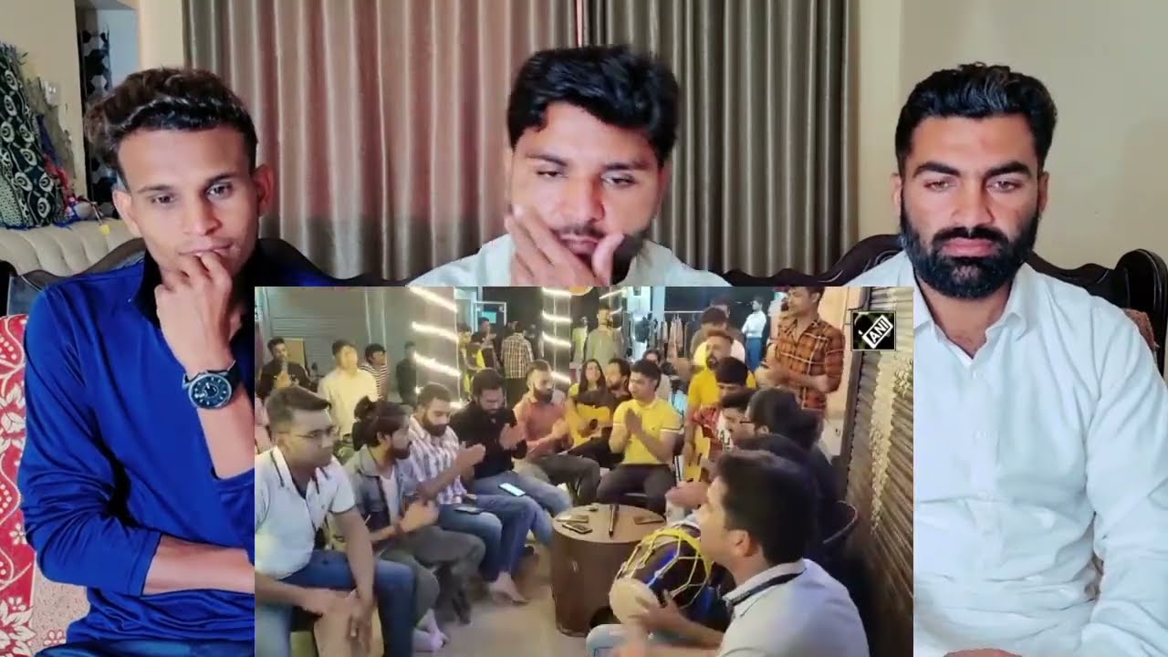 Youth sing _Hanuman Chalisa_ outside cafe in Gurugram_ garner applause| PAKISTAN REACTION