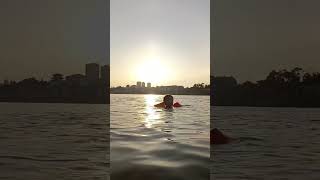 帶著孫女到自然界的河水中游泳/Taking my granddaughter to swim in a natural river.