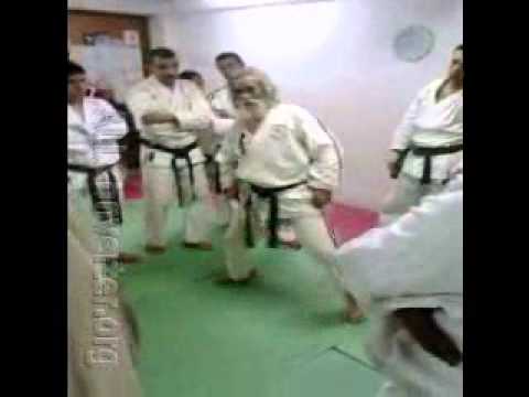 M.meddahi mohamed.karate traditionnel.alger.hamiz 2012