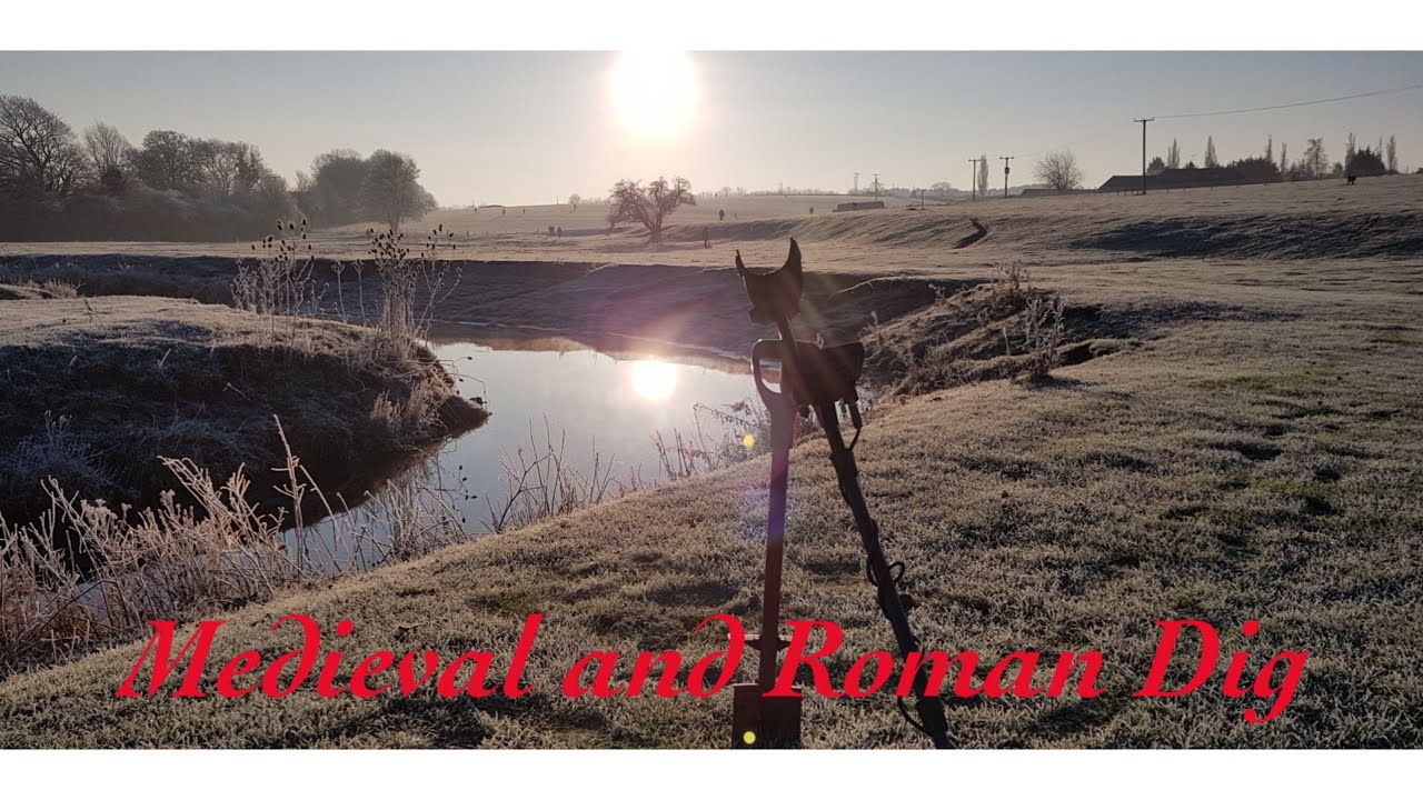Digging Field Medieval Metal Detecting UK - Digging on Medieval Fields and Roman Dig - YouTube