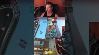 BEDTIJD VOOR DE KLEINE 💤 | #foquz op #Twitch