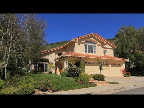 22351 Cairnloch - Valerie Punwar BHHS