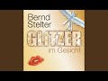 Glitzer im gesicht