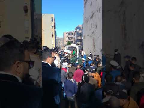 لحظة وصول جثمان صديقي و جاري سيف الدين الشهيد بإذن الله