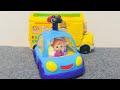 Cocomelon Push N’ Sing Family Car