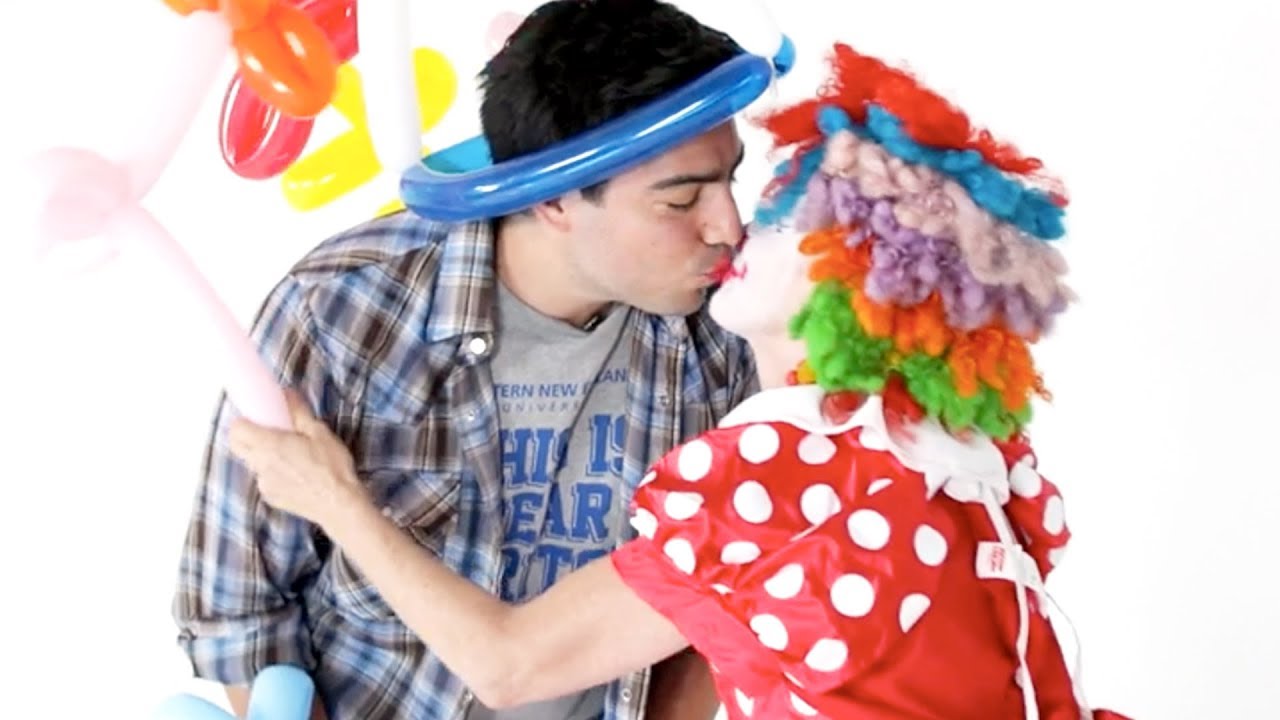 People Afraid of Clowns Kiss Clowns