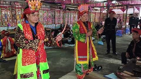0349338134                                                 Lễ cấp sắc 12 của người dao 