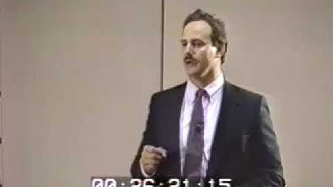 Global Data Dictionary in Distributed Databases