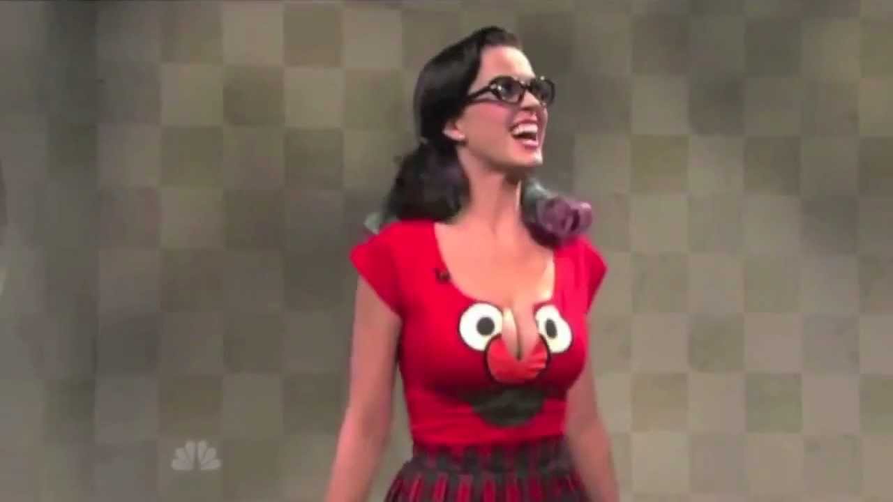 Katy Perry Boobs Dance! 