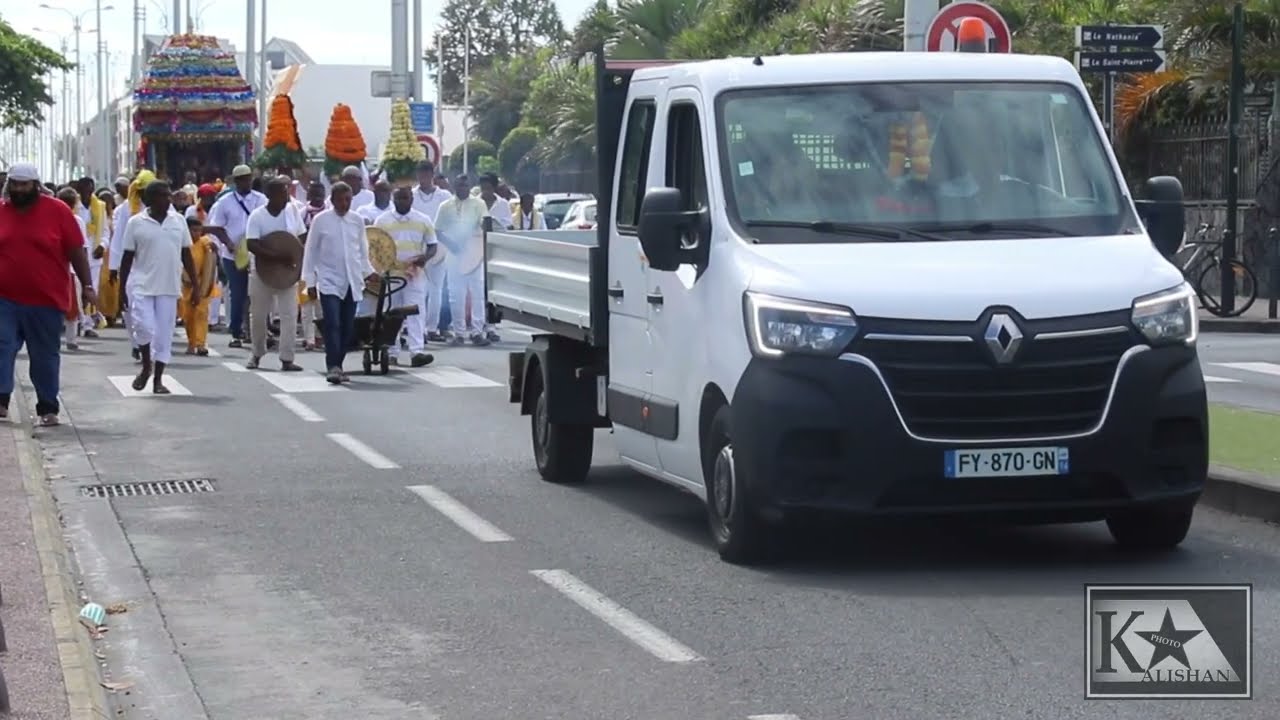 Marche sur le feu la Cafrine 2025 Le 01 01 25 Kalishan Photographe