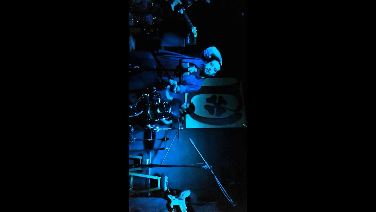 MR PIG - Don't Cry (Guns N Roses Cover)