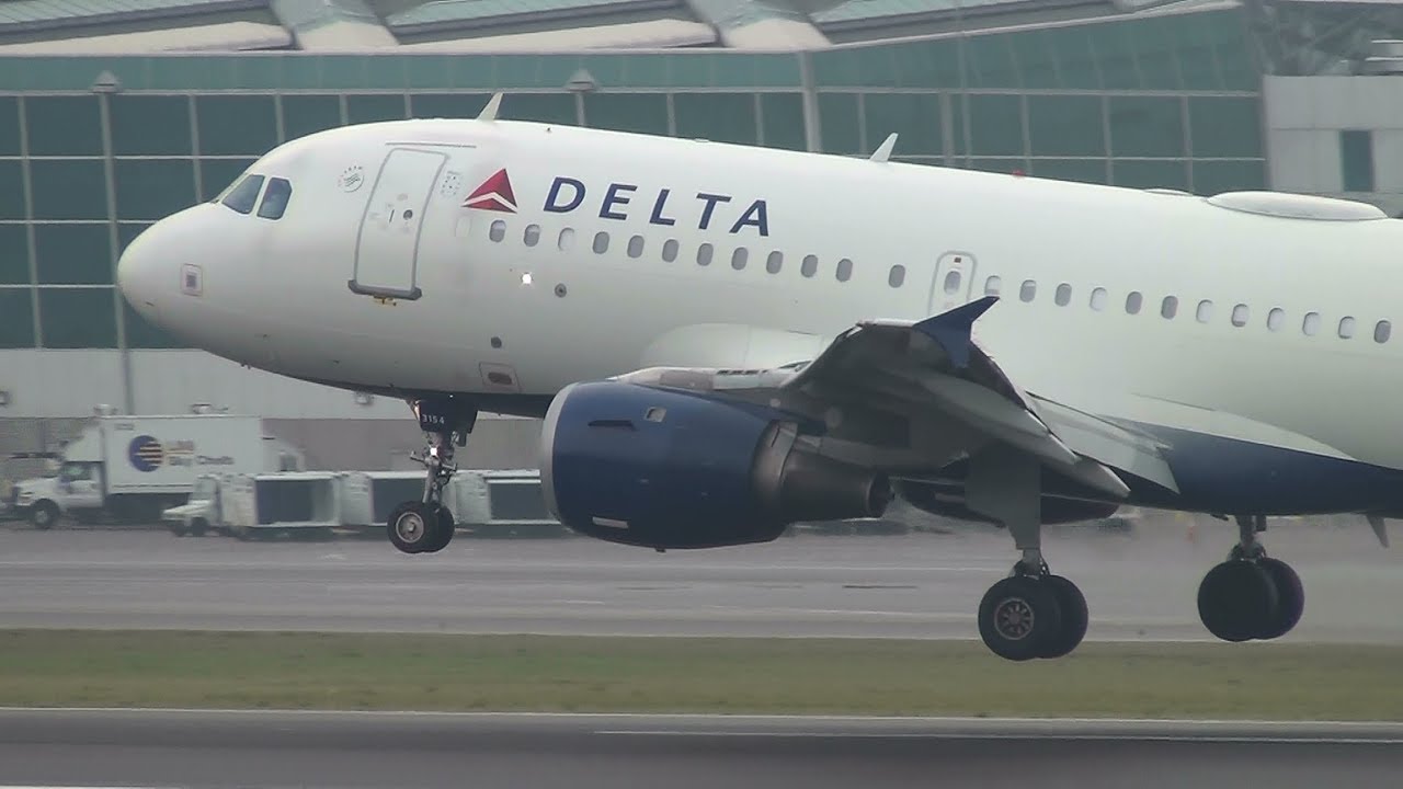 Delta Air Lines A319 [N354NB] Landing Portland Airport (PDX) boeing 777-200