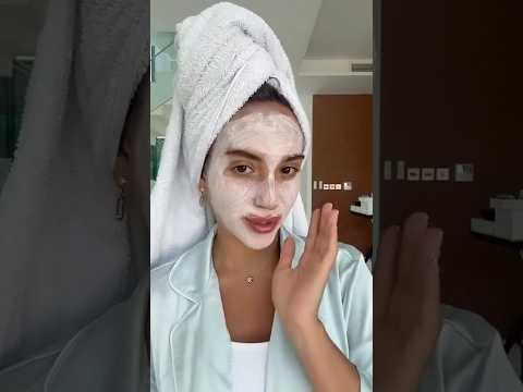 تجهيزات سارة لعرس شيرين Shorts 