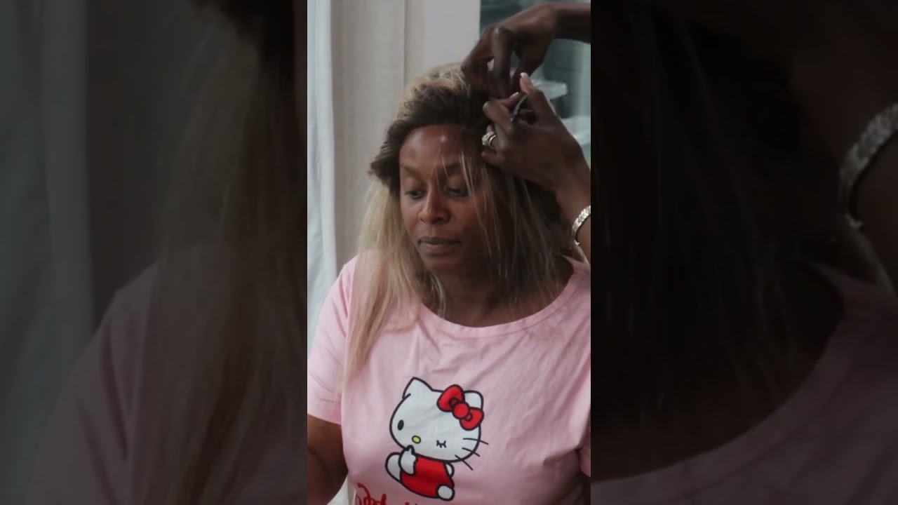 Денекия едет домой, чтобы дать концерт и посетить могилу своей матери 