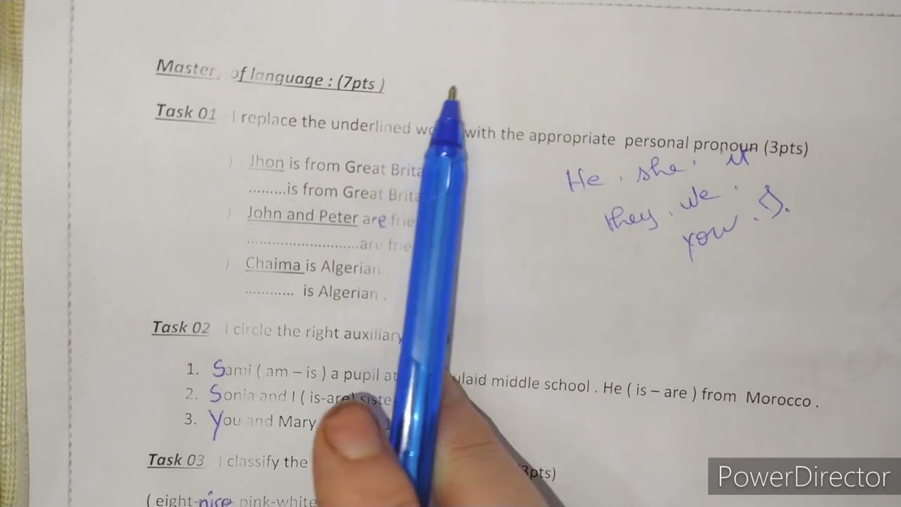 الاختبار الاول للانجليزية الاولى متوسط +مراجعة