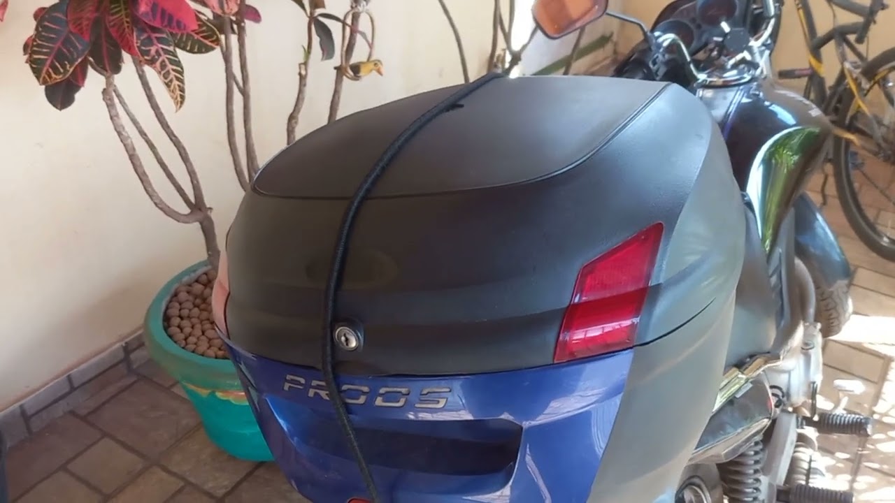 (7 meses de uso) Impressões baú (bauleto) Proos AWA para moto - 34 litros
