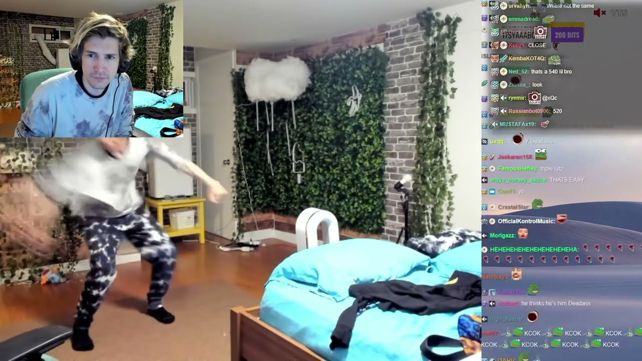 xQc Attempts To Do A 720